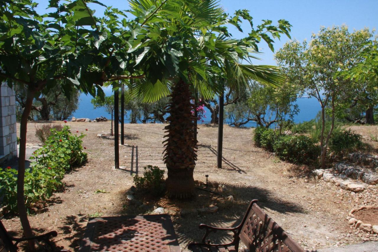 Sea And Mountain View Villa Kalamata Exterior photo